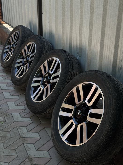 Продам диски с резиной r20, от 4runner