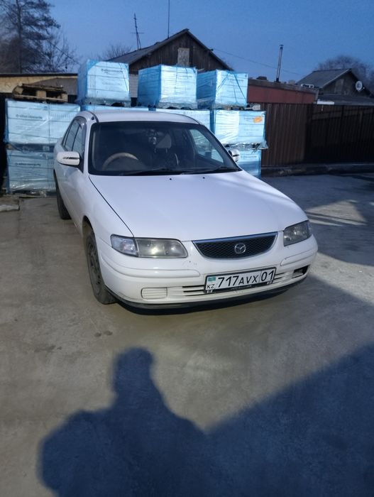 Продам Мазда капелла