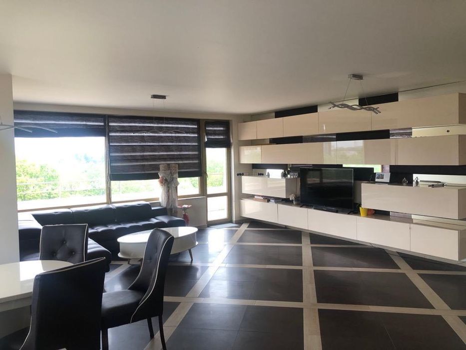 Дава се под наем Тристаен апартамент в София, Кръстова вада - 130 кв.м за 1100 € - Снимка #2