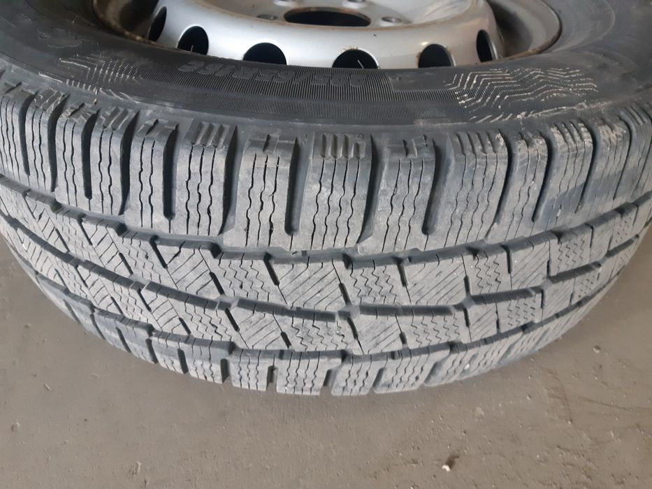 Vănd anvelope iarnă