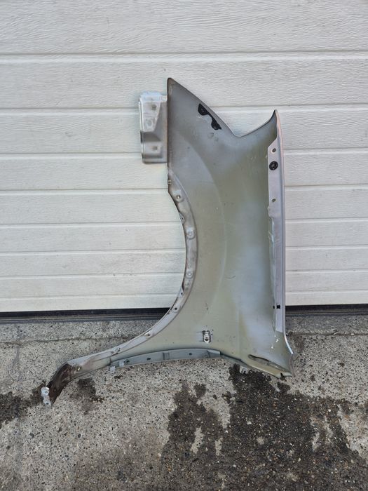 Aripă Dreapta Față Nissan Qashqai J10 2007-2010