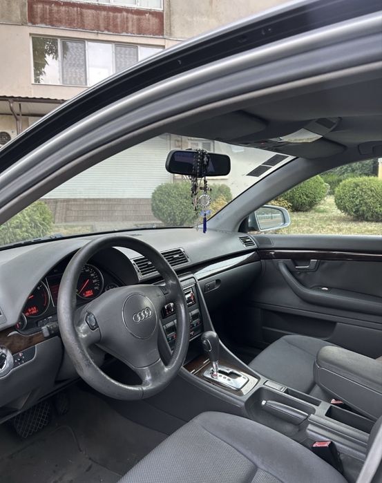 AUDI A4 Avant 2002 — imagine 2