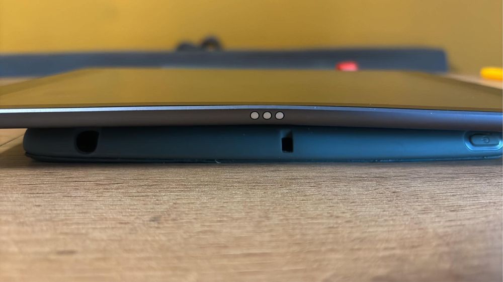 iPad 8th / 128 GB \ Чист iCloud