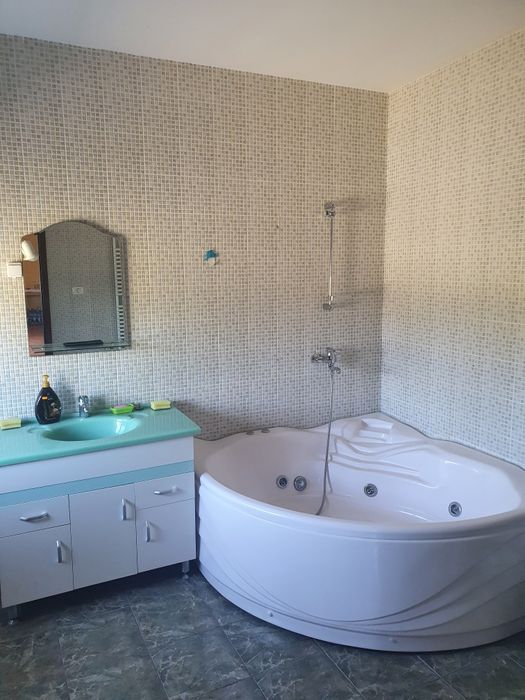 Sala evenimente 100 persoane +  Casă locuit !