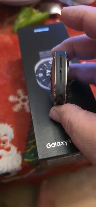 Продавам galaxy watch ultra като нов