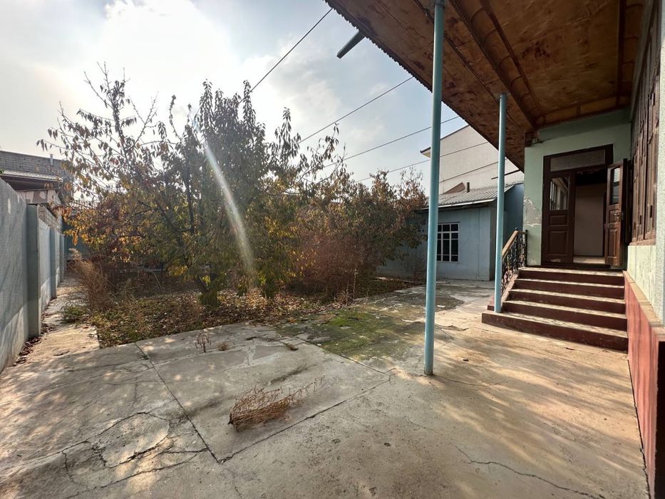 Хасанбой шахар тарафда 7 сотих ховли ер хисобида