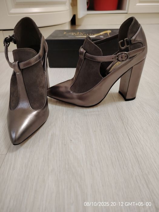 Продам туфли ботильоны