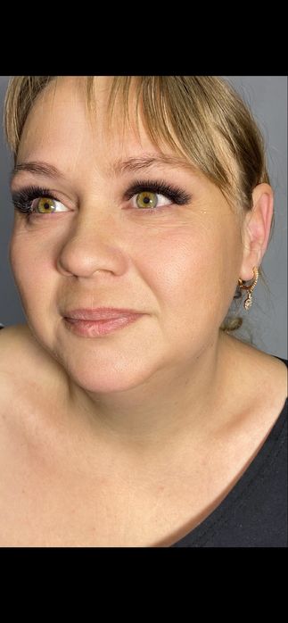 Наращивание ресниц и волос