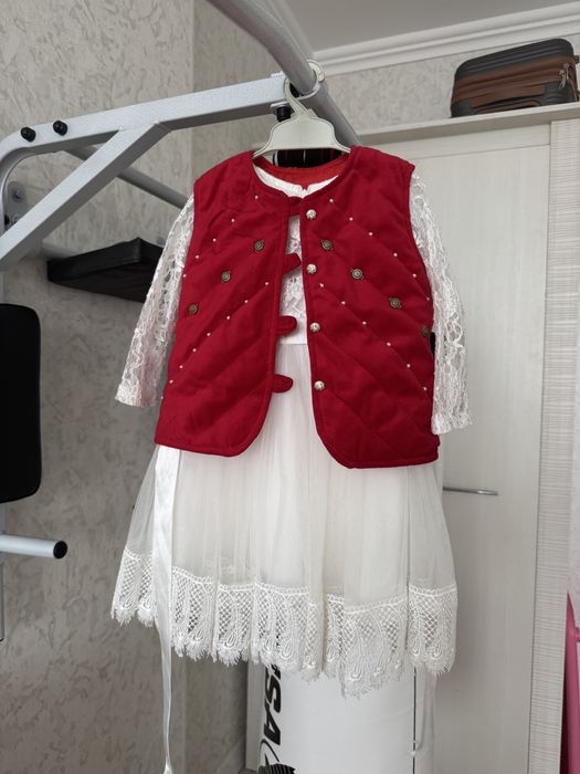 Кажекей ,тюбейка 3 жас көйлекпен бірге