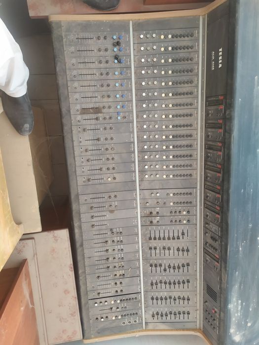 Микшерный пульт Tesla AUA-4146