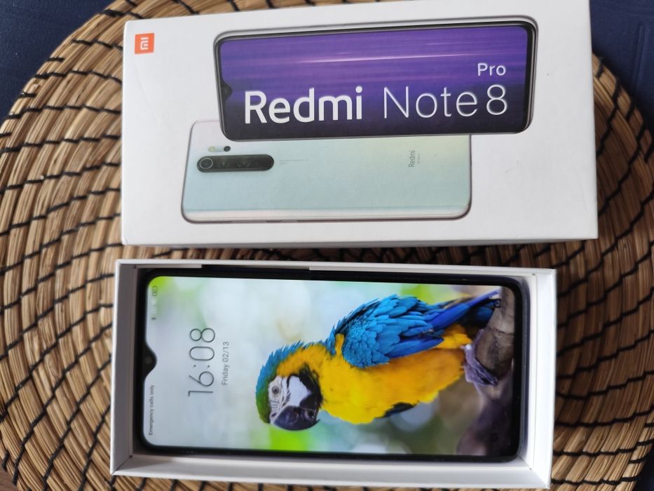 Телефон Xiaomi redmi note  8 pro