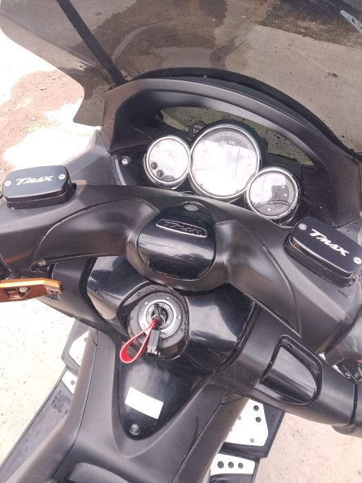 Ymaha T max.       .