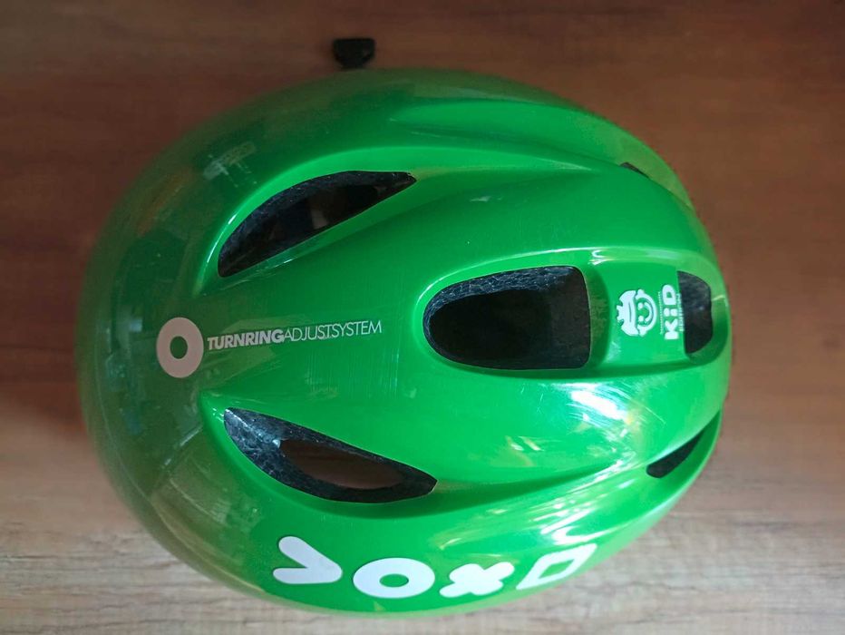 каска за колоездене S и ролери Oxello 32-34 от Декатлон