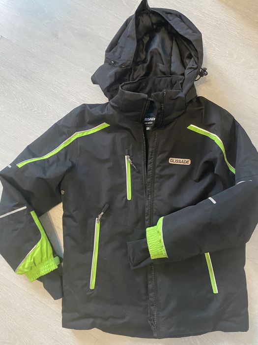 Продам курточку