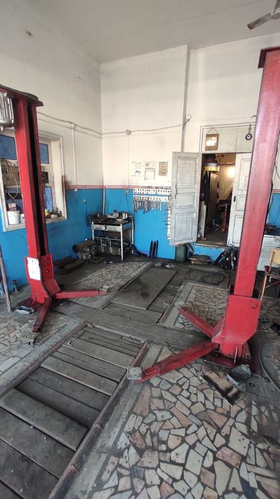 Подъёмник Зур ишлаяпти гaрaтия 100% узим ишлатаятганман нархи келшами