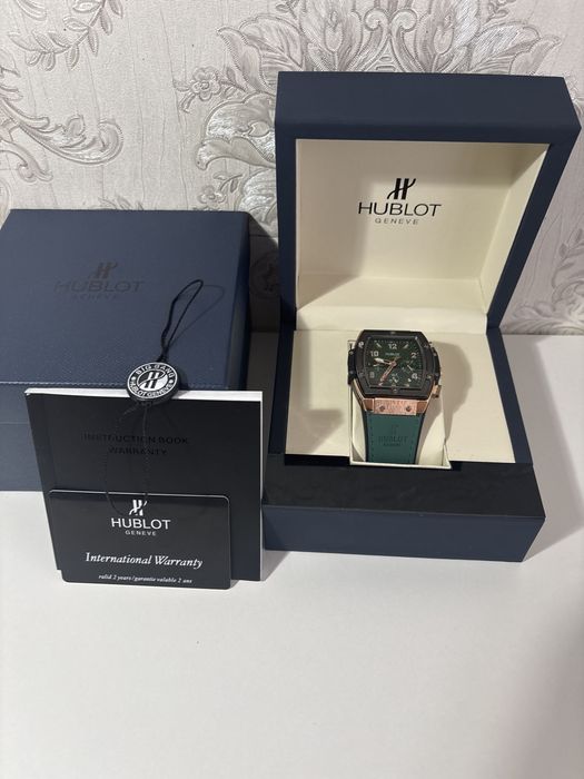 Продам часы HUBLOT
