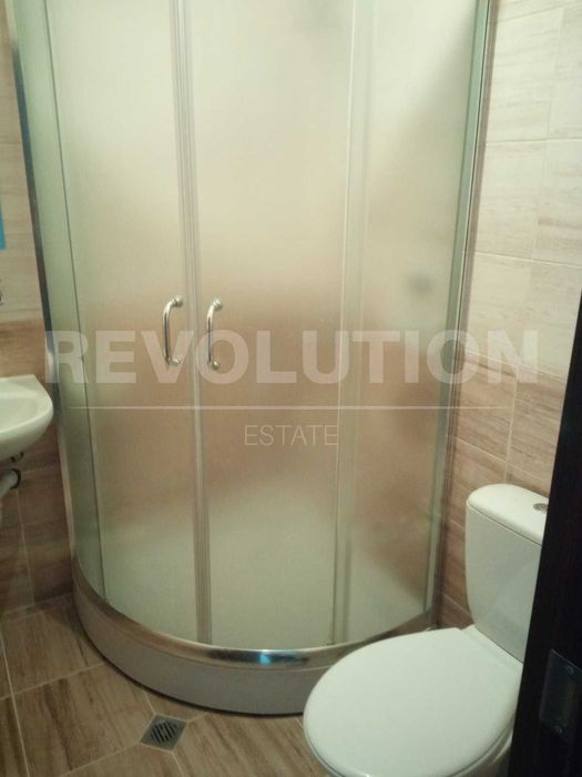 Дава се под наем Тристаен апартамент в Варна, Бриз - 90 кв.м за 504.9 € - Снимка #6