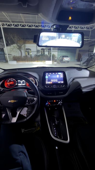 Продаю свою Машину марки Оникс