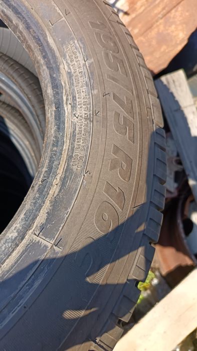 Vând 195/75 r16c