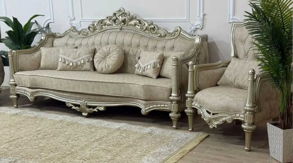 Продам диван с креслами