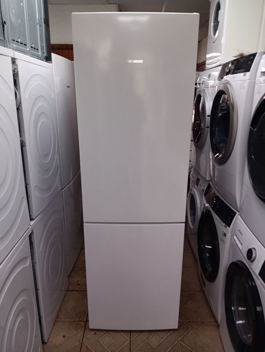 Комбиниран хладилник с фризер Сименс Siemens А+++ 2 години гаранция!