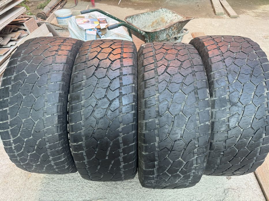 Продам шину 35*12.5*R22