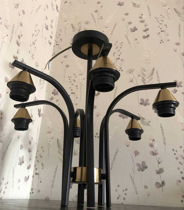 Необычная и эффектная люстра в ваш интерьер