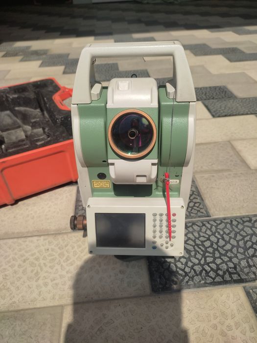 Geodezik total station