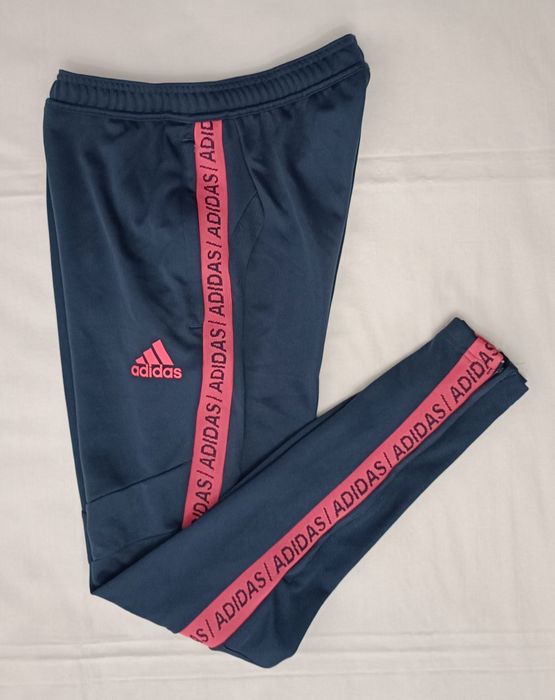 Adidas Tiro Pants оригинално долнище XS Адидас спорт долница