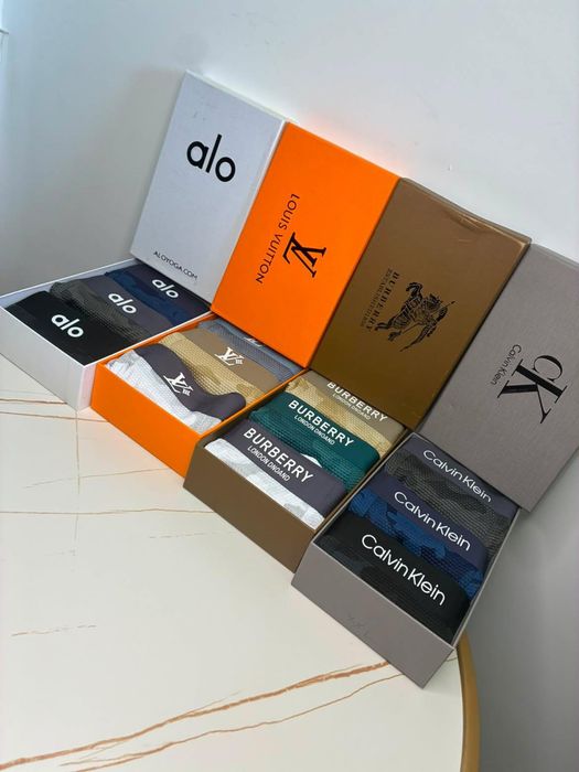 Seturi Boxeri Bărbați Premium (Alo Yoga, Louis Vuitton, Burberry, Calvin Klein) – Noi, în cutie cadou