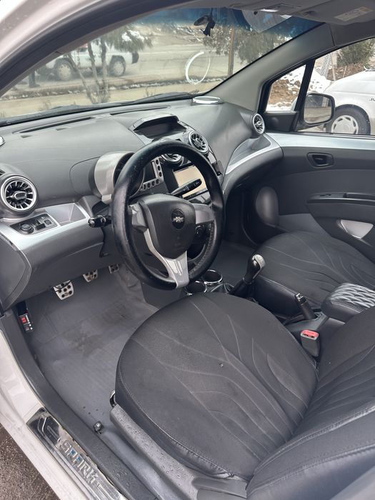 Srochna spark sotiladi 2016