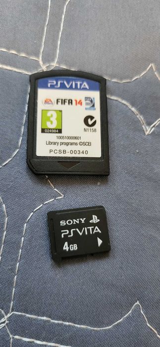 Sony PS VITA  Fifa14 +card 4Gb Sony