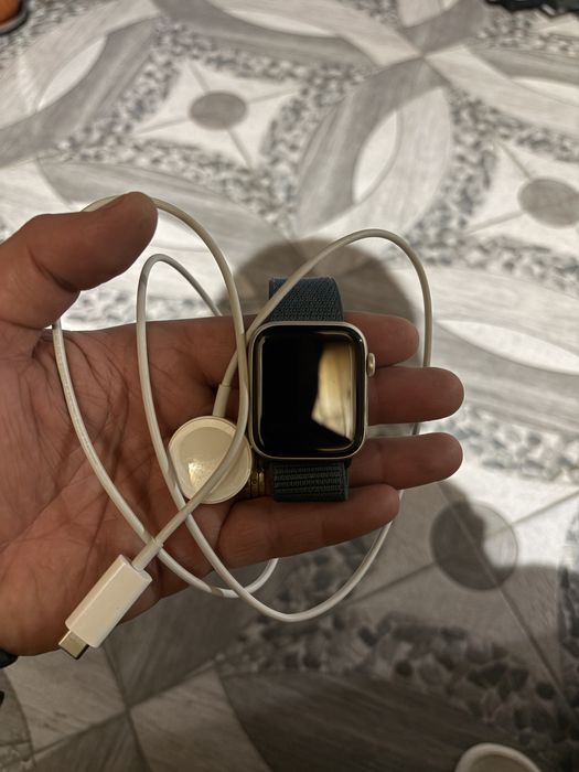 Airpods Pro 2nd Generation/ Apple watch SE3 2024