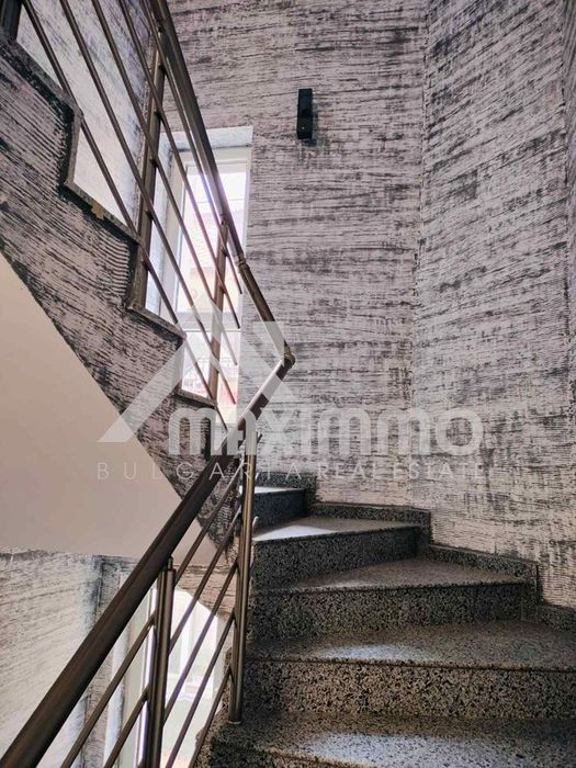 Продава се Четиристаен апартамент в Варна, Левски - 117 кв.м за 1872 €/кв.м - Снимка #10