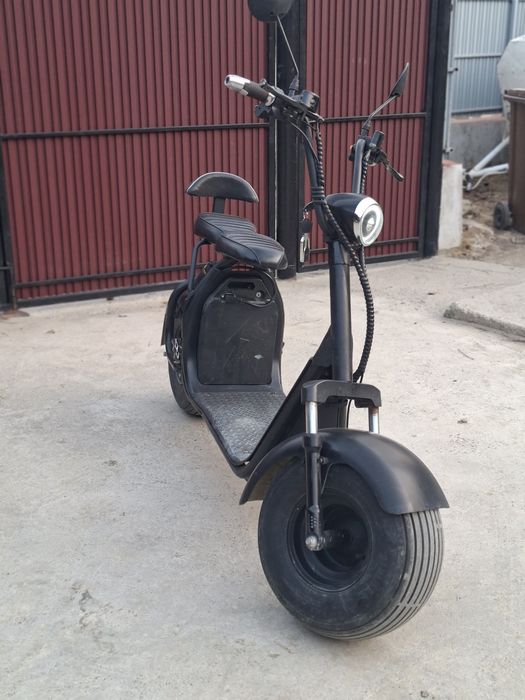 Vand scuter electric