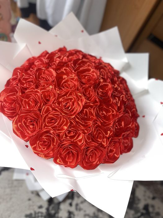 Букет из атласной ленты