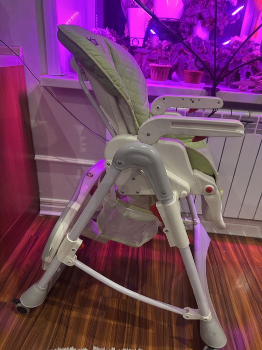 Продается детский стульчик для кормления