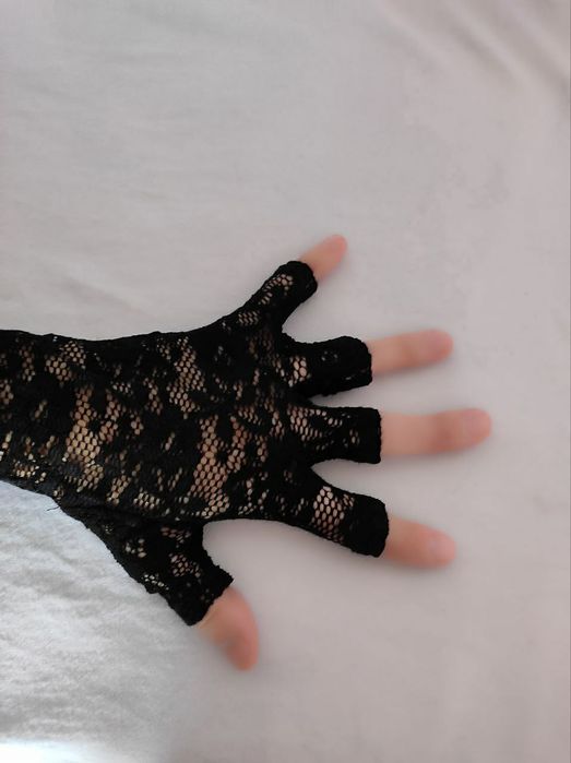 Перчатки без пальчиков