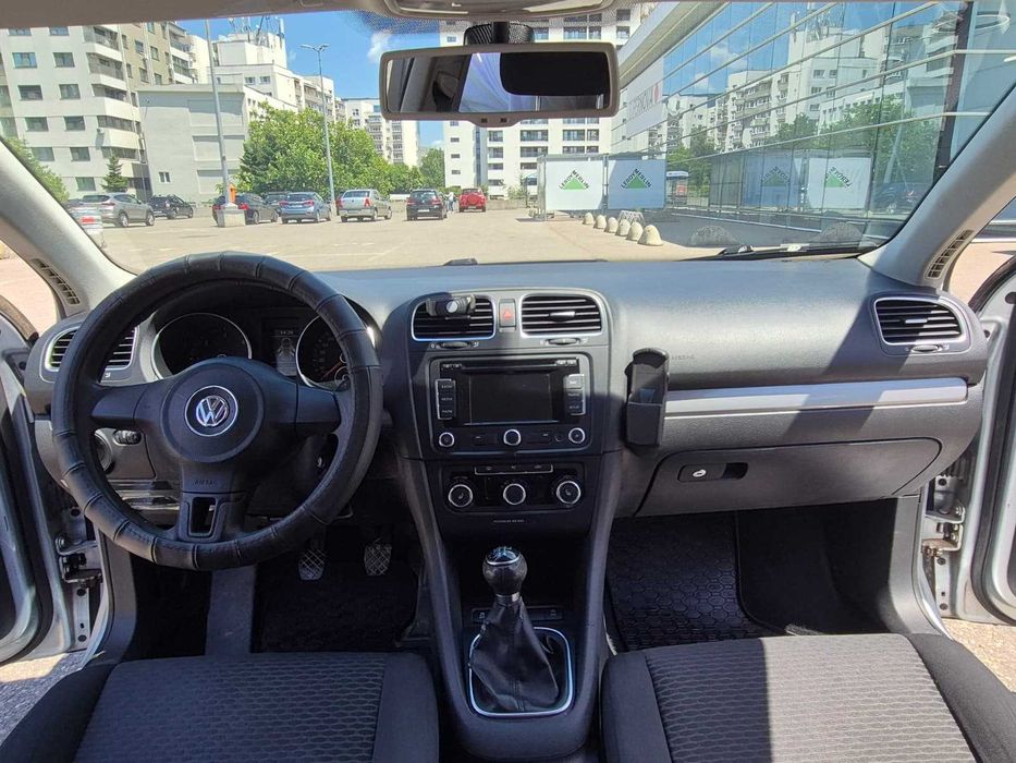 VOLKSWAGEN Golf 2012 — imagine 4