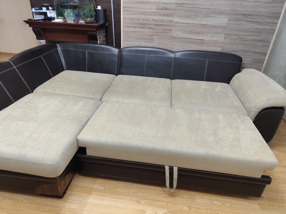 Продам диван. Качественный.