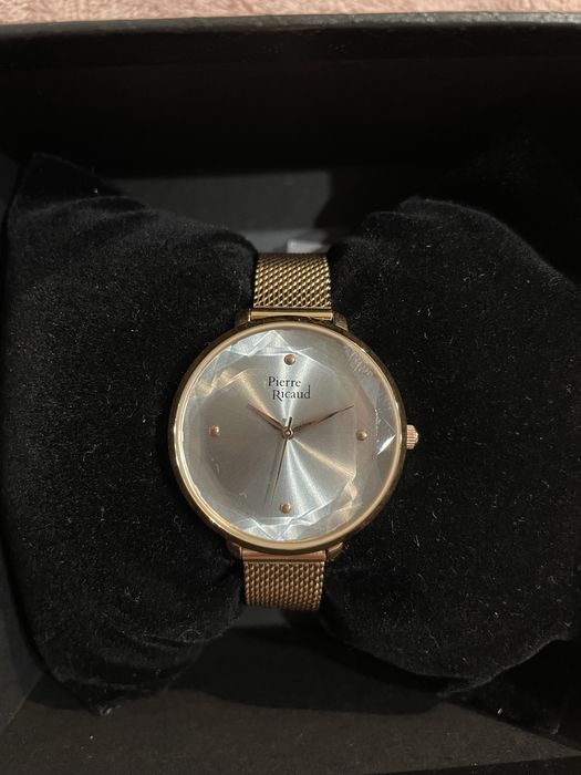 Дамски часовник Pierre Ricaud розово злато