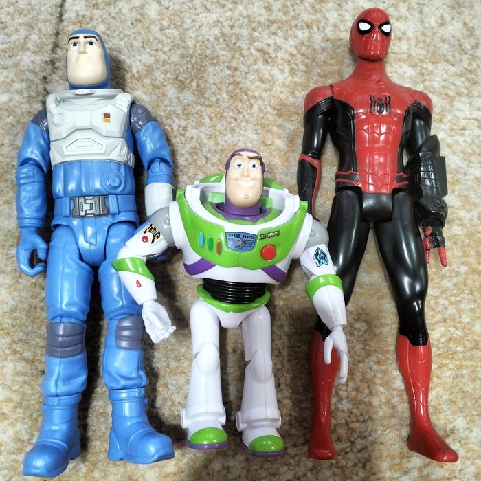 Lot jucarii Marvel