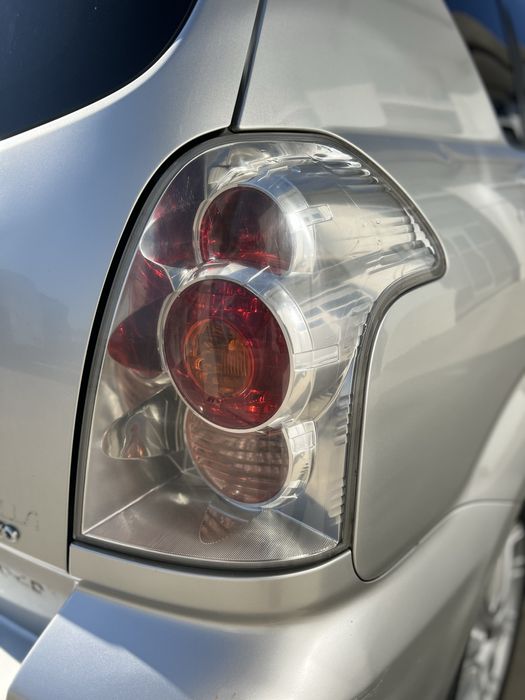 Toyota corolla verso D-cat на части