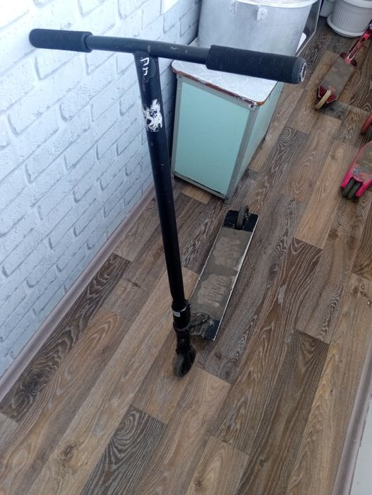 Трюковой самокат