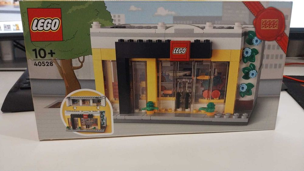 набор LEGO Brand Retail Store (артикул 40528) лего