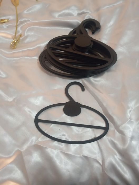 Вешалки 3вида. Для платков и платья