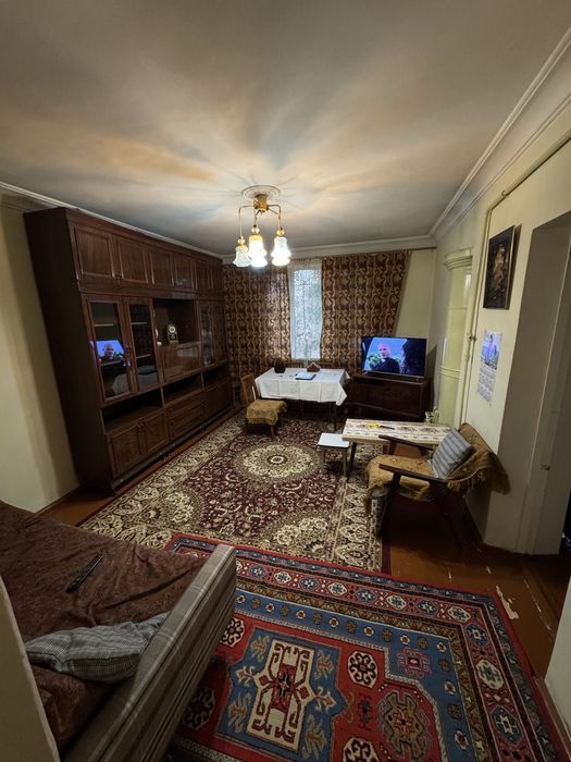 Продаётся своя квартира на Чиланзар Домборабаде