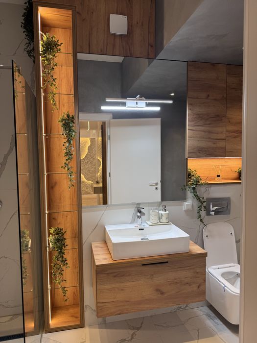 Inchiriez apartament cu 2 camere , Prima inchiriere