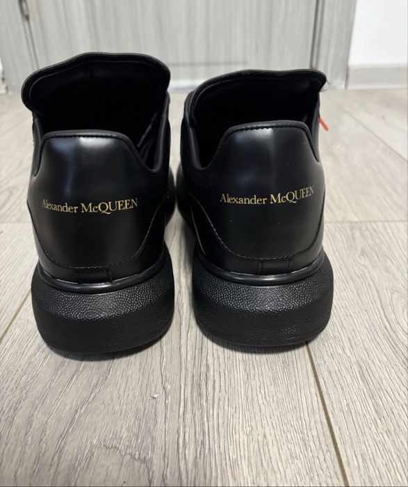 Nou!! Alexander mqueen