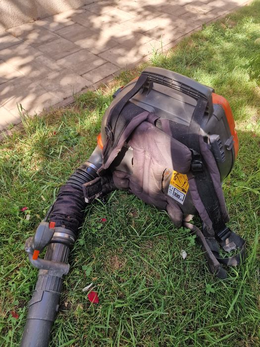 Suflanta frunze Husqvarna